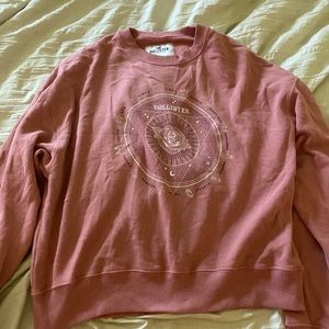 hollister crewneck